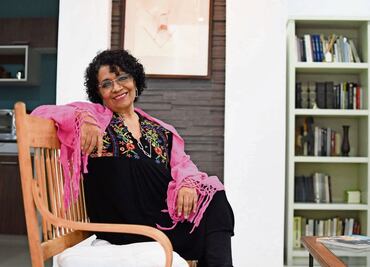 La biblioteca de Malva Flores, por Christopher Domínguez Michael