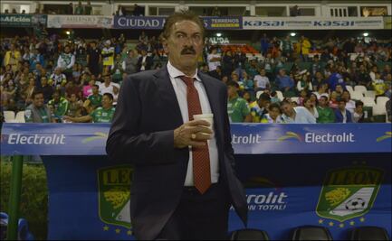 Ricardo La Volpe se retracta; no se retira como DT