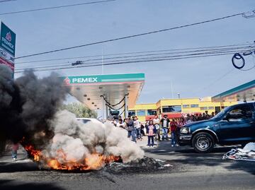 Se desborda violencia: saquean y roban gasolina