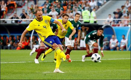 Granqvist anotó de penalti el 2-0 para Suecia contra México
