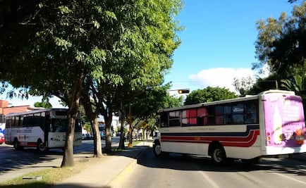 Empleados de la UABJO realizan bloqueo en Oaxaca
