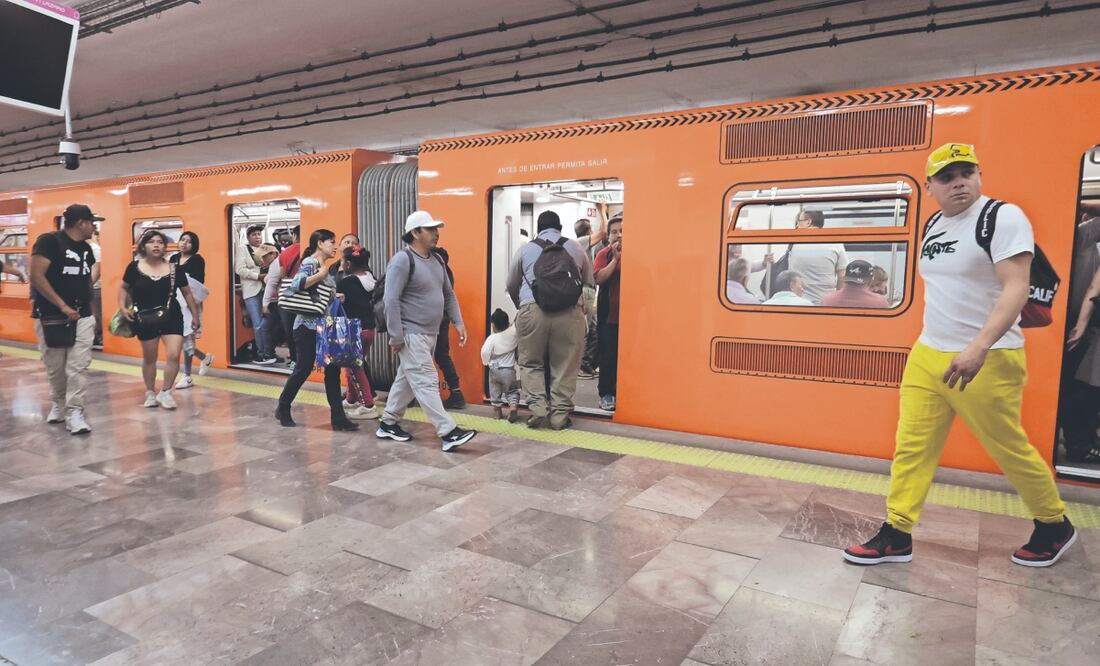 Luvia afecta cuatro líneas del Metro. Imagen: Archivo El Universal