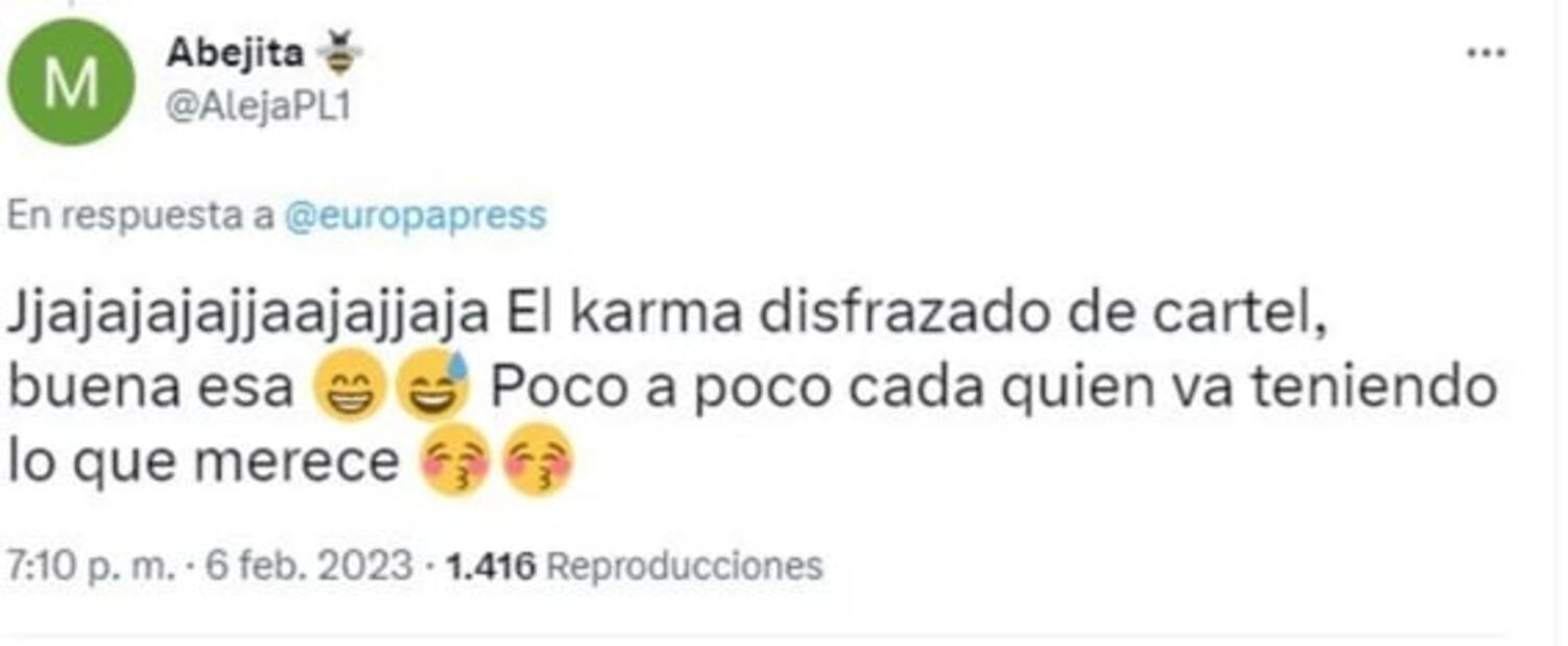 VIDEO: Clara Chía se llevó tremendo golpe al pasear de la mano de Piqué, ¿karma?