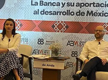 Huachicol fiscal es preocupante, pero no la única actividad ilícita que enfrenta la banca; piden invertir más en tecnología antilavado