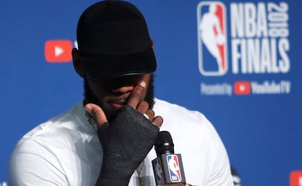 LeBron jugó lesionado tras berrinche por derrotas