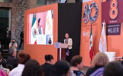 “Soy lo que me enseñaron mis maestros”: Sheinbaum en reunión con profesores del SNTE