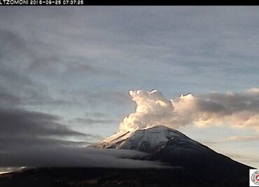 'Popo' spews 60 exhalations and 1 explosion