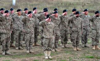 EU está cerca de establecer una base militar en Polonia, anuncia Trump; reforzaría la disuasión contra Rusia