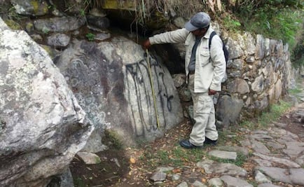 Buscan a turista que grafiteó muro inca cercano a Machu Picchu