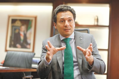 Quitan suspensión a Emilio Lozoya; ya podrá ser detenido por lavado