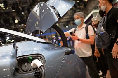 EU subirá tasas aduaneras para vehículos eléctricos chinos, según WSJ