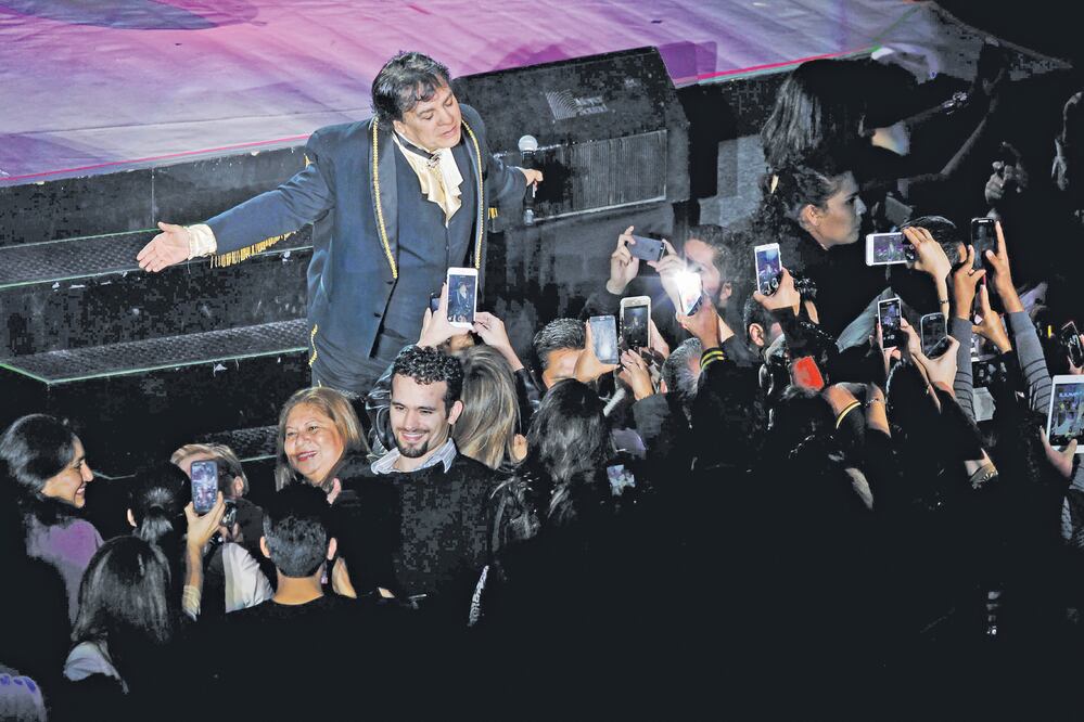 Juan Gabriel (CARLOS MEJÍA. EL UNIVERSAL)