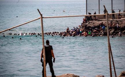 España culpa a las bandas de traficantes de situación en Ceuta; al menos 57 migrantes murieron al intentar entrar desde Marruecos