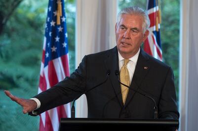 Trump quiere reconstruir lazos con Rusia pese a polémica: Rex Tillerson