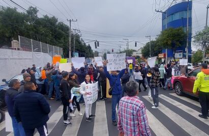 VIDEO: Transportistas bloquean la Avenida Centenario en la Álvaro Obregón