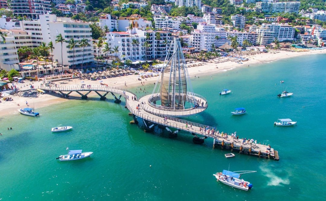 El Muelle de los Muertos se adentra poco más de 100 metros en el mar. Foto: Cortesía Fideicomiso de Promoción Turística de Puerto Vallarta