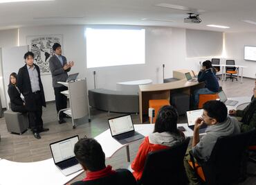 Alumnos de la UNAM crearán apps en laboratorio donado por Apple