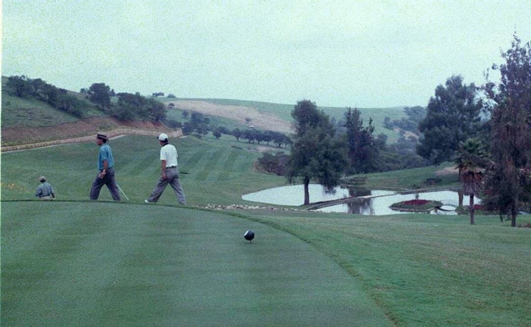 Examinan a Ochoa Reza para club de golf