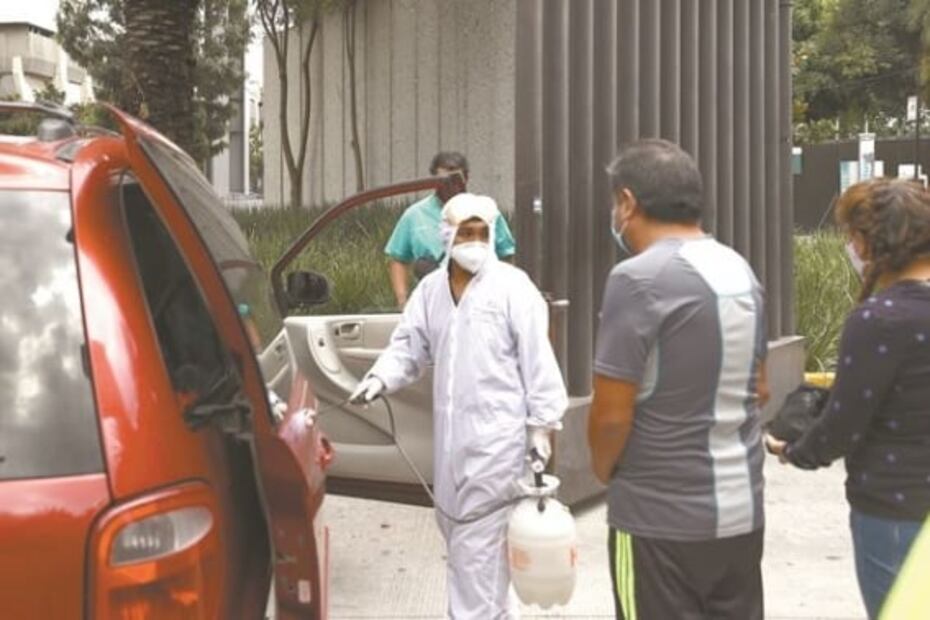 Luchan por sus vidas en hospital habilitado