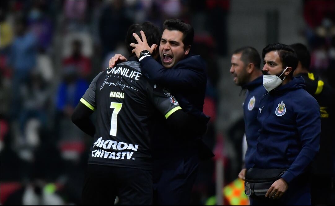 JOSÉ JUAN MACÍAS DEDICÓ UN EMOTIVO MENSAJE A MARCELO MICHEL LEAÑO - FOTO: IMAGO7