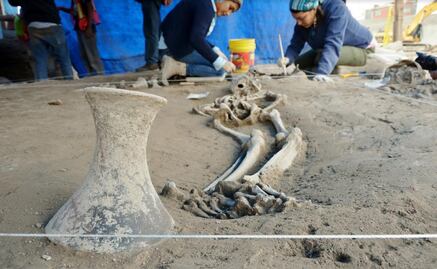 Descubren 145 osamentas prehispánicas en Zacatenco