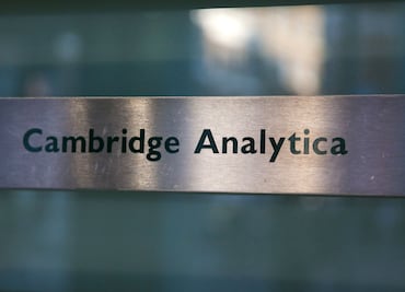 PRD pide investigar al PRI por presuntos nexos con Cambridge Analytica
