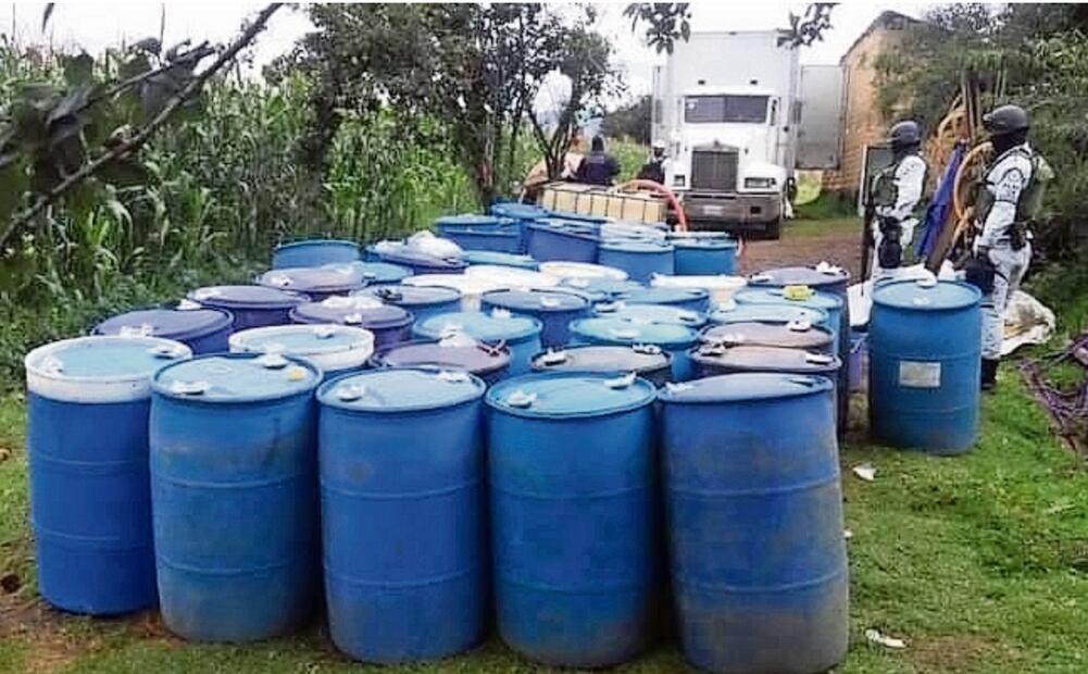 Mediante sus tres modalidades, las redes de robo y tráfico ilegal de combustibles se ampliaron a las 32 entidades, de acuerdo con expertos consultados por EL UNIVERSAL. Foto: especial