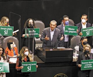 “Primero muertos, antes que traicionar al pueblo”, así se aprobó la reforma eléctrica de AMLO