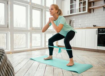 Estos son los ejercicios que puedes hacer en 20 minutos para aumentar la masa muscular