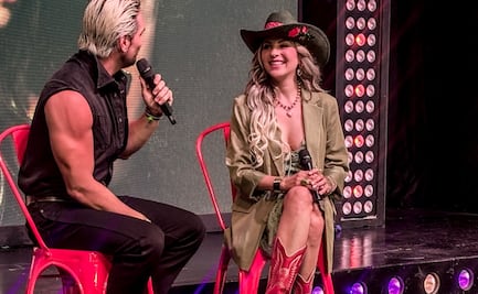 Mariana Ochoa responde a rumores de una supuesta multa por su canción del Mundial; niega problemas con la FIFA