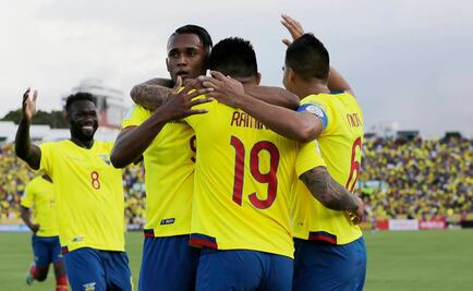 Ecuador goleó a "La Roja" y se coloca en los primeros puestos