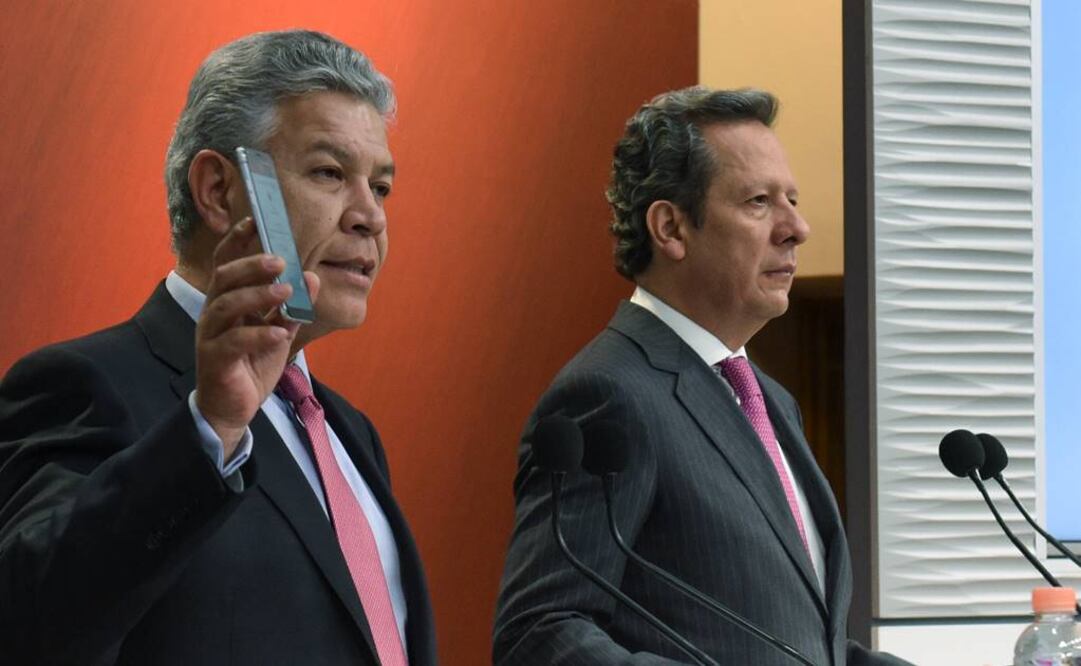 Conferencia de prensa conjunta del Director General del Infonavit, el Coordinador General de Comunicación Social de la Presidencia y Vocero del Gobierno de la República. Foto: Cortesía