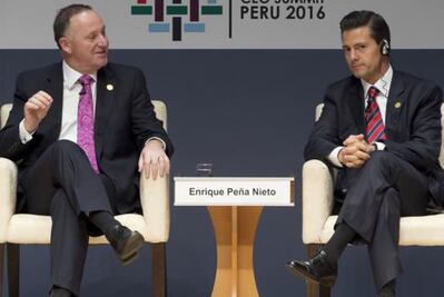 Modernizar TLCAN, no renegociar, dice Peña Nieto