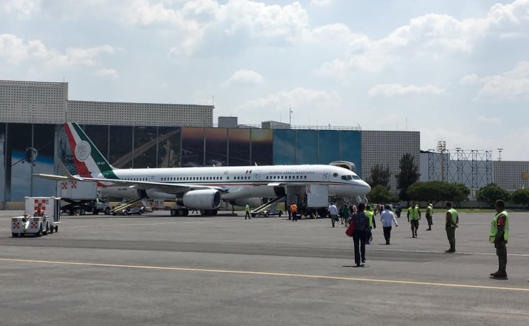 El presidente viajó en el avión "Presidente Juárez"-TP02. (FOTO: Francisco Reséndiz. EL UNIVERSAL)