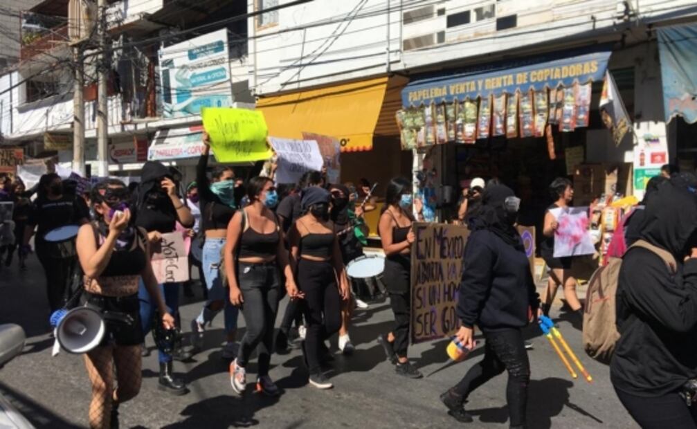 Feministas protestan contra candidatura de Félix Salgado Macedonio en Chilpancingo