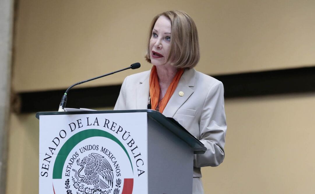 Laura Itzel Castillo y Clara Brugada inauguraron el XLIII Congreso Nacional Masónico de Grados Filosóficos en el Senado (25/09/25). Foto: Especial
