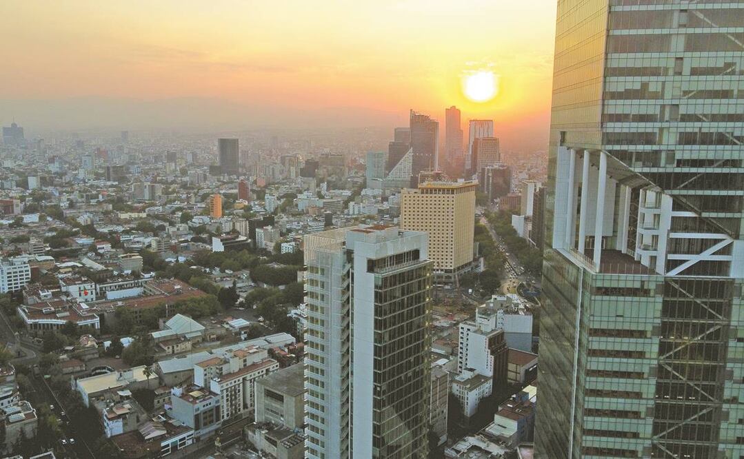 Durante los meses pasados, en la “temporada de ozono” no se activó la contingencia ambiental en la capital, debido a que por el confinamiento disminuyó la circulación en las calles y avenidas, refirió la Secretaría del Medio Ambiente. Foto: DIEGO PRADO