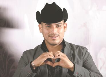 Espinoza Paz toma venganza al actuar