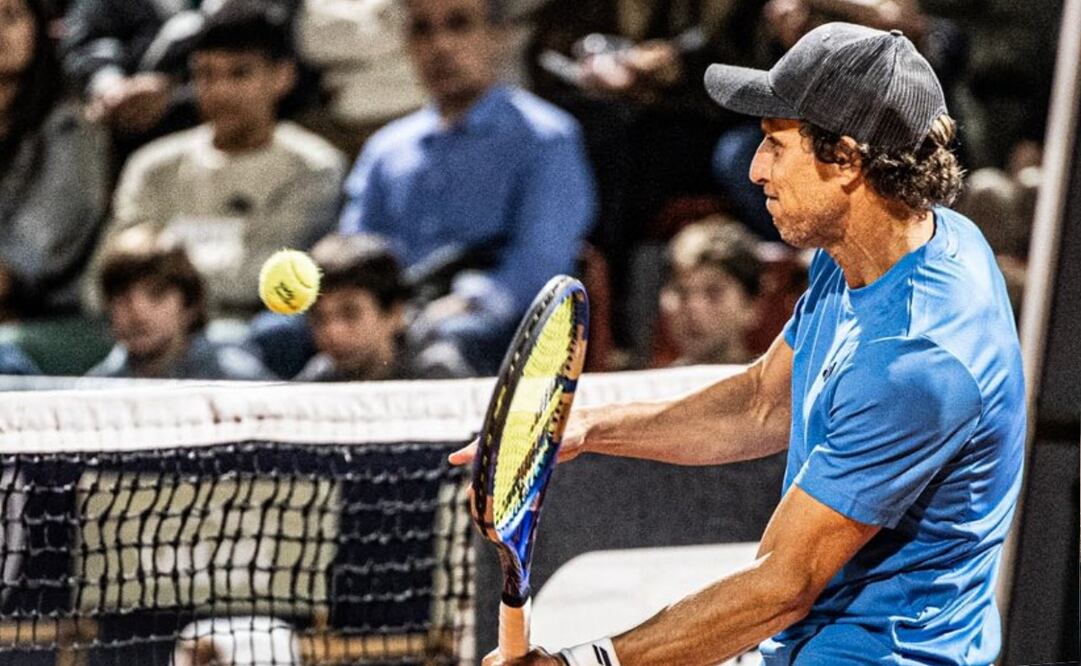 FOTO: Diego Forlán debuta con derrota como tenista profesional en el Abierto de Uruguay  - @DiegoForlan7