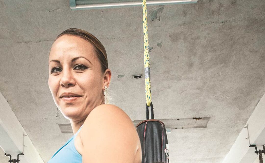 "La Loba" Muñoz procura pasar el mayor tiempo posible con su pequeño, quien no quiere ser boxeador