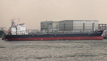 Irán promete respuesta inmediata tras incautación de su buque; EU defiende acción por violar bloqueo naval