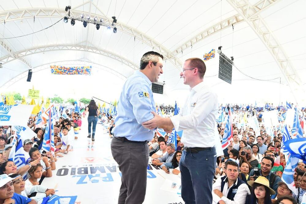 Ricardo Anaya, asistió al cierre de campaña de Diego Sinhué Rodríguez, candidato a la gubernatura de la coalición Por Guanajuato al Frente