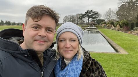 "Lo que la muerte de mi esposa por un cáncer de páncreas me enseñó sobre la vida y la pérdida"