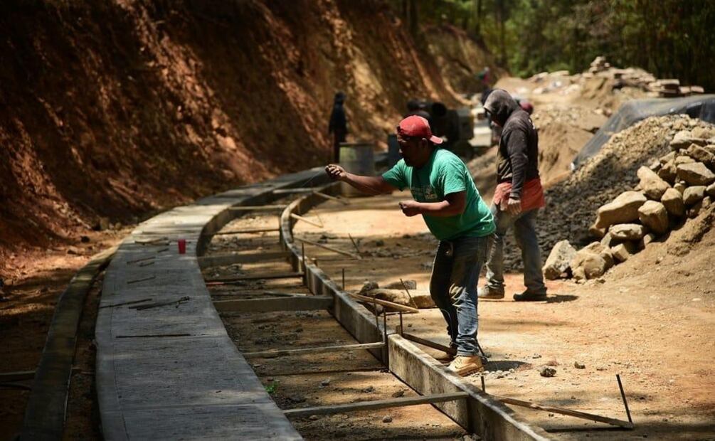 Se informó que se beneficia a 11 estados del país con el desarrollo de los caminos artesanales (09/08/2025). Foto: Especial