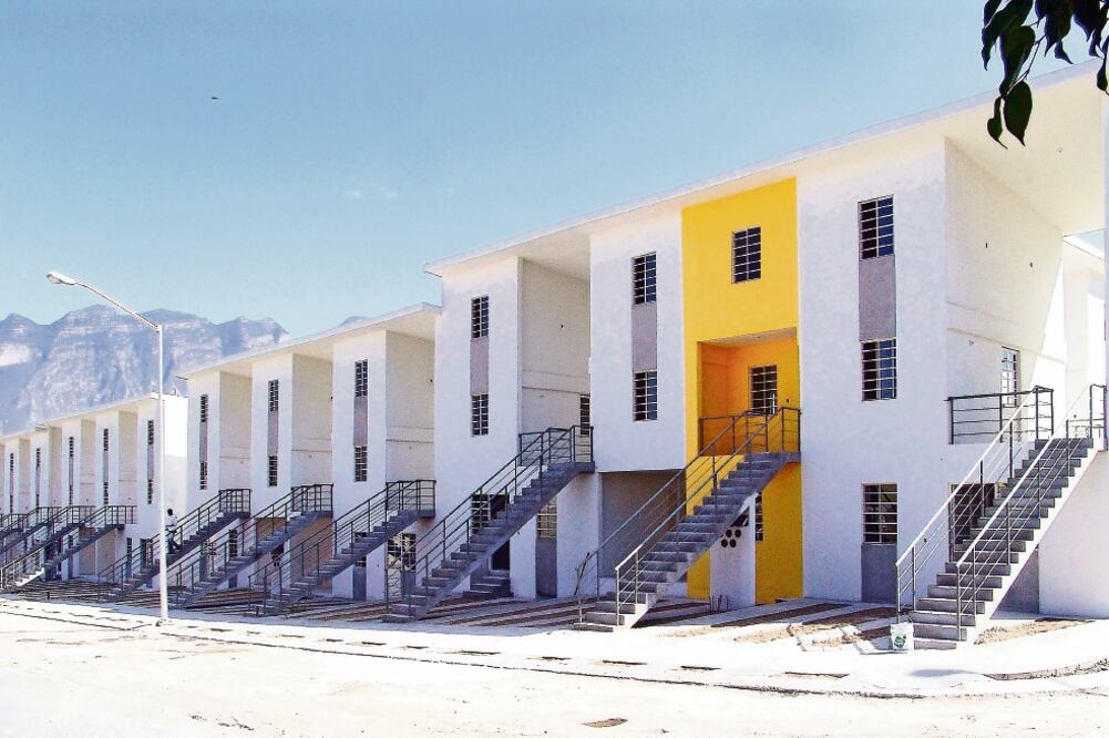 Se cobran mayores tipos en los créditos de interés social y vivienda media (ARCHIVO EL UNIVERSAL)