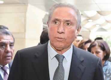 Joel Ayala renuncia al PRI luego de 40 años