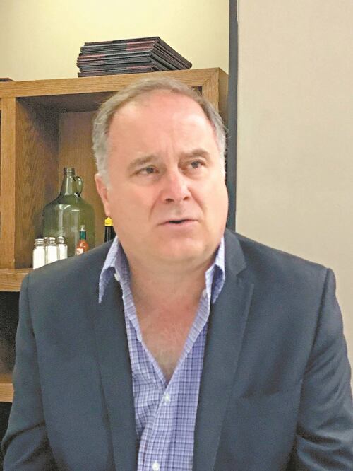 Francisco Cuevas Dobarganes explicó que en El Molinito, en Naucalpan, hay bandas que cobran el derecho de paso. Foto: REBECA JIMÉNEZ. EL UNIVERSAL