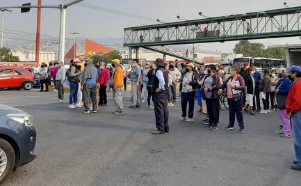 Vecinos de Ecatepec cierran Vía Morelos; demandan agua potable