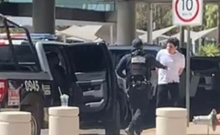 VIDEO: Vuelven a detener al youtuber Markitos Toys ahora en el aeropuerto de Culiacán; esposado intenta huir