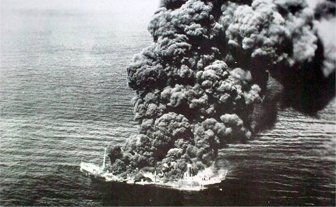 Con la guerra, los buques petroleros mexicanos fueron vulnerables más allá de lo económico: cuando iban cargados de petróleo, el impacto de un torpedo se volvía una amenaza mayor para las vidas de la tripulación. ESPECIAL.